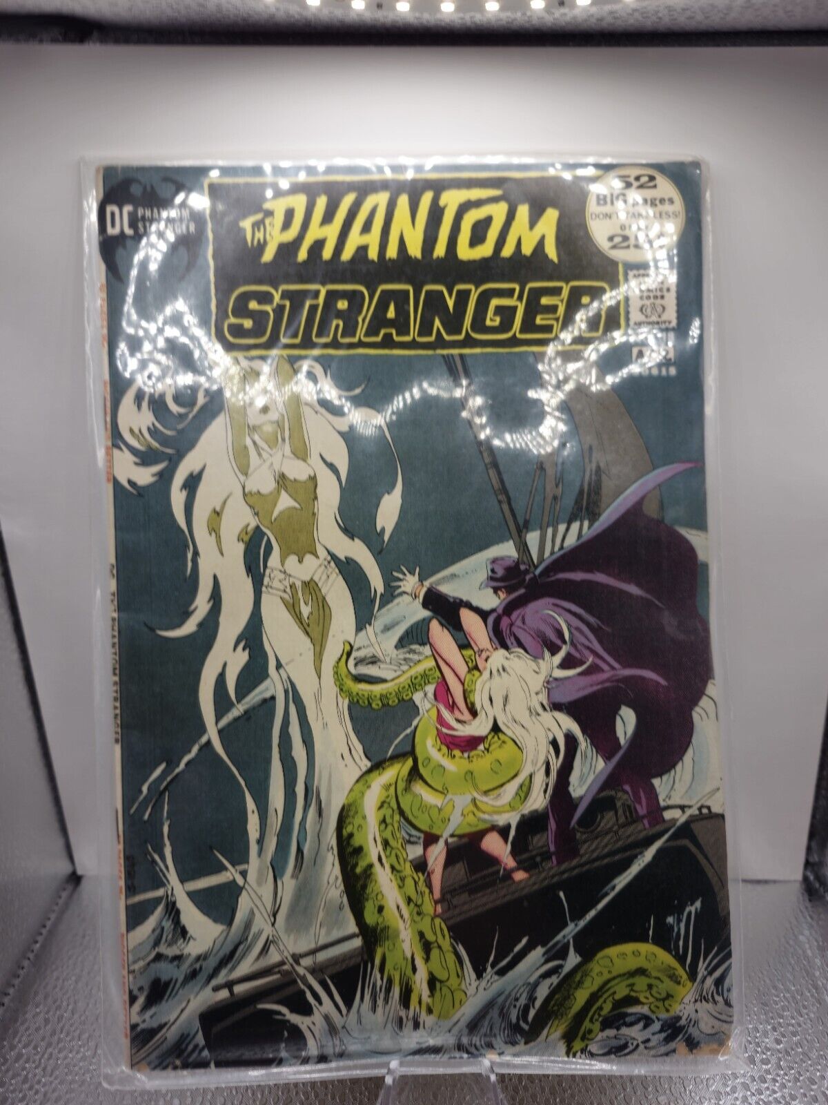 The Phantom Stranger #18. DC Comics 1972. Neal Adams cover