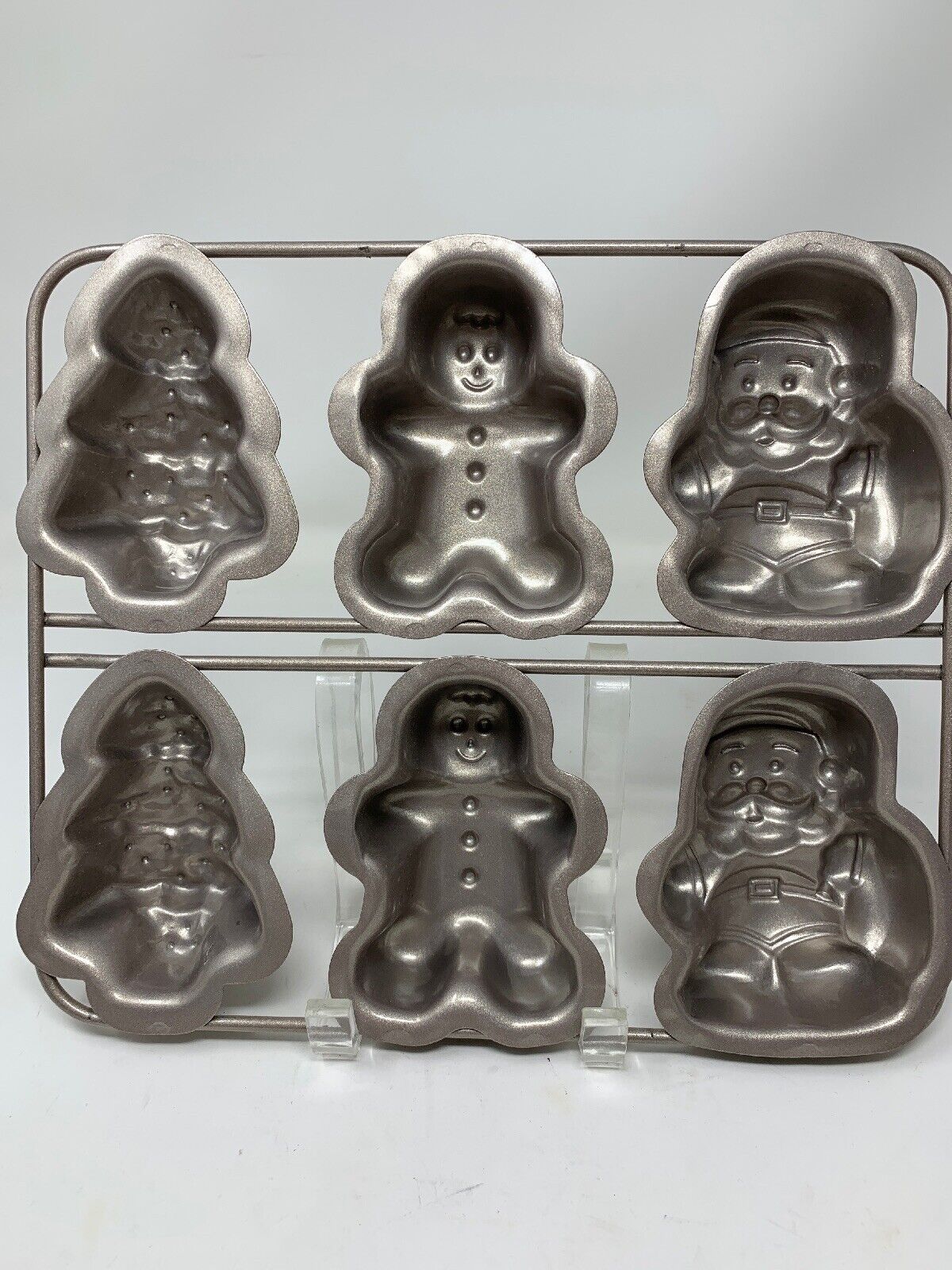  Christmas Pan w 6 Christmas Molds Cupcakes/Chocolate  Heavy Metal ea. 3.5\