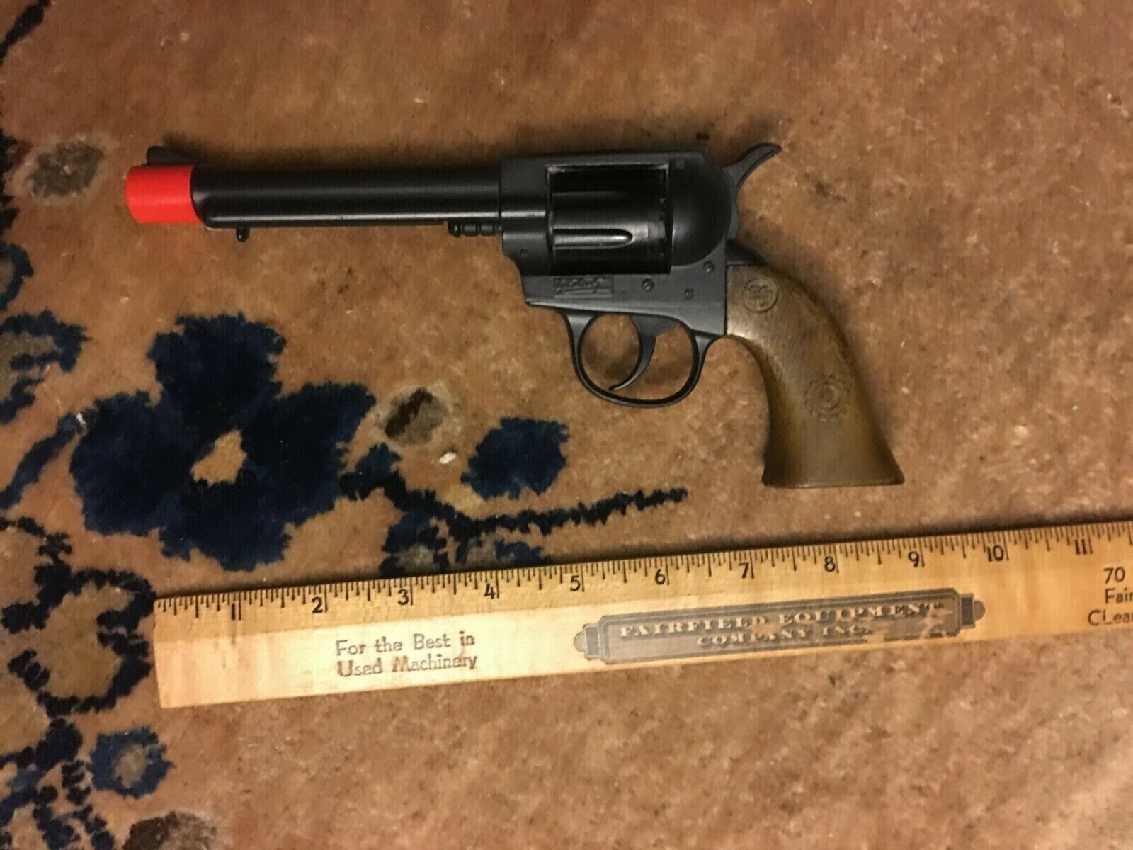 Vintage Toy gun by EG Edison Giocattoli Made in Italy Diecast w/ ORANGE cap 9\'\'L