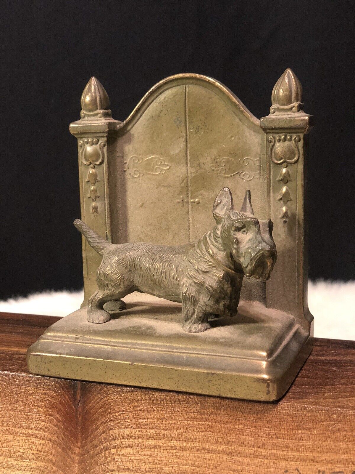 Antique Jennings Brothers Mfg  Co. “Scottish Terrier”Metal Bookend Early 1900’s