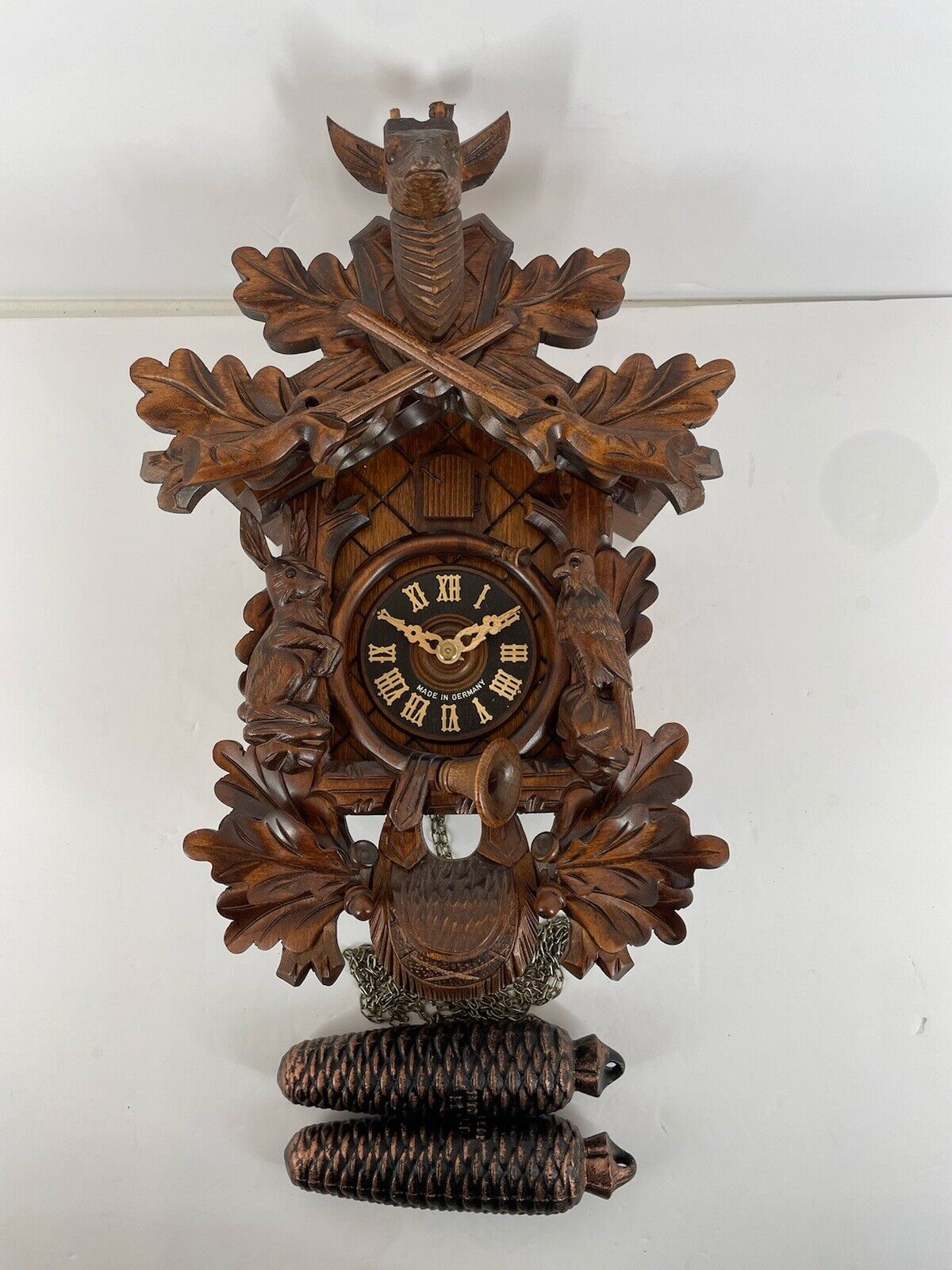 FOR PARTS READ VTG German Black Forest Hunter Cuckoo Clock. INCOMPLETE UNTESTED