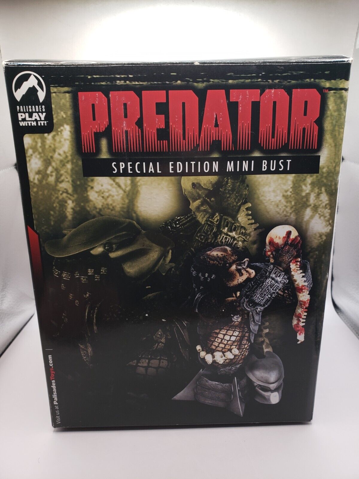 2005 Predator Special Edition Mini Bust palisades toys limited edition Brand New