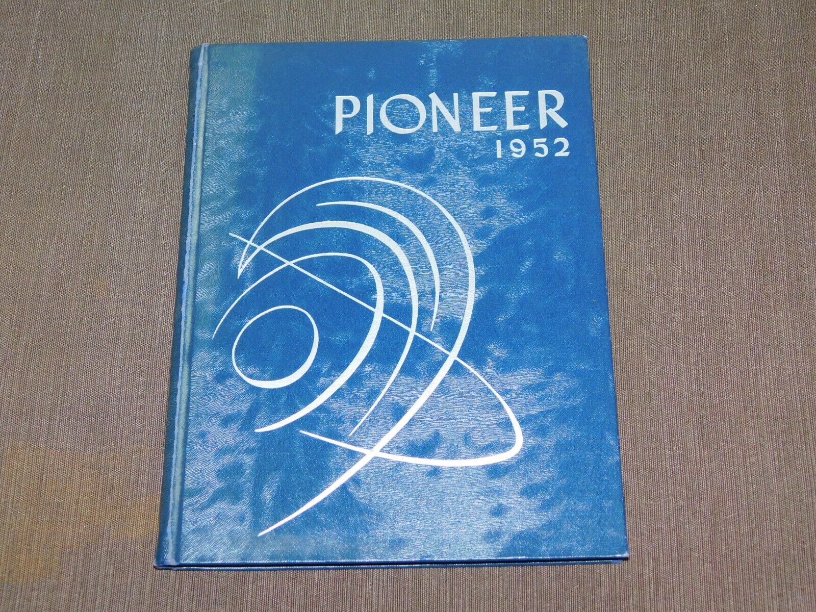 VINTAGE 1952 PIONEER STATE UNIVERSITY TEACHERS COLLEGE POTSDAM NY YEARBOOK
