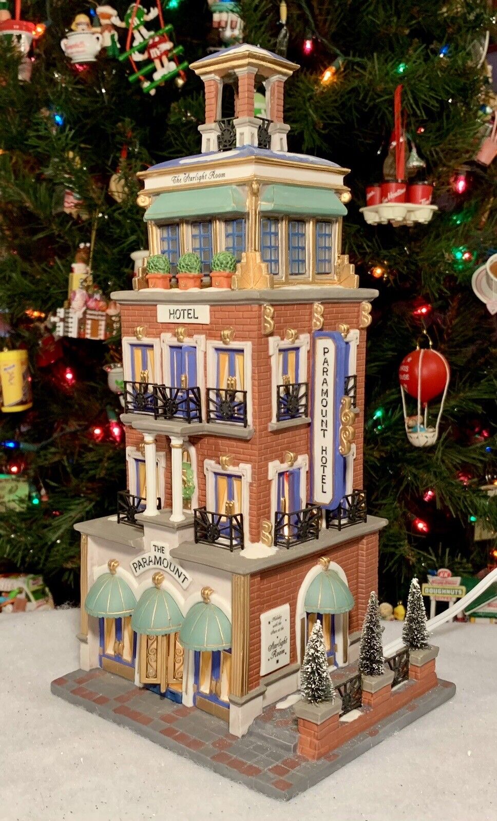 Retired 2003 Dept 56 PARAMOUNT HOTEL Heritage Village Christmas in the City