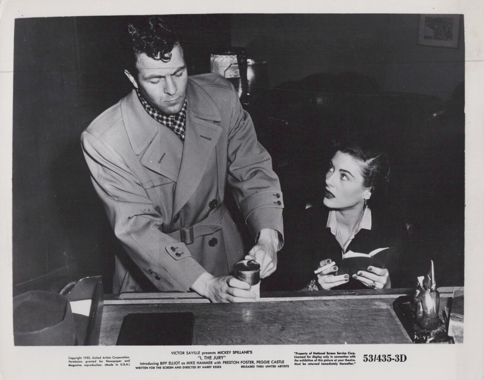 Margaret Sheridan + Biff Elliot in I, the Jury (1953) ❤ Original Photo K 373