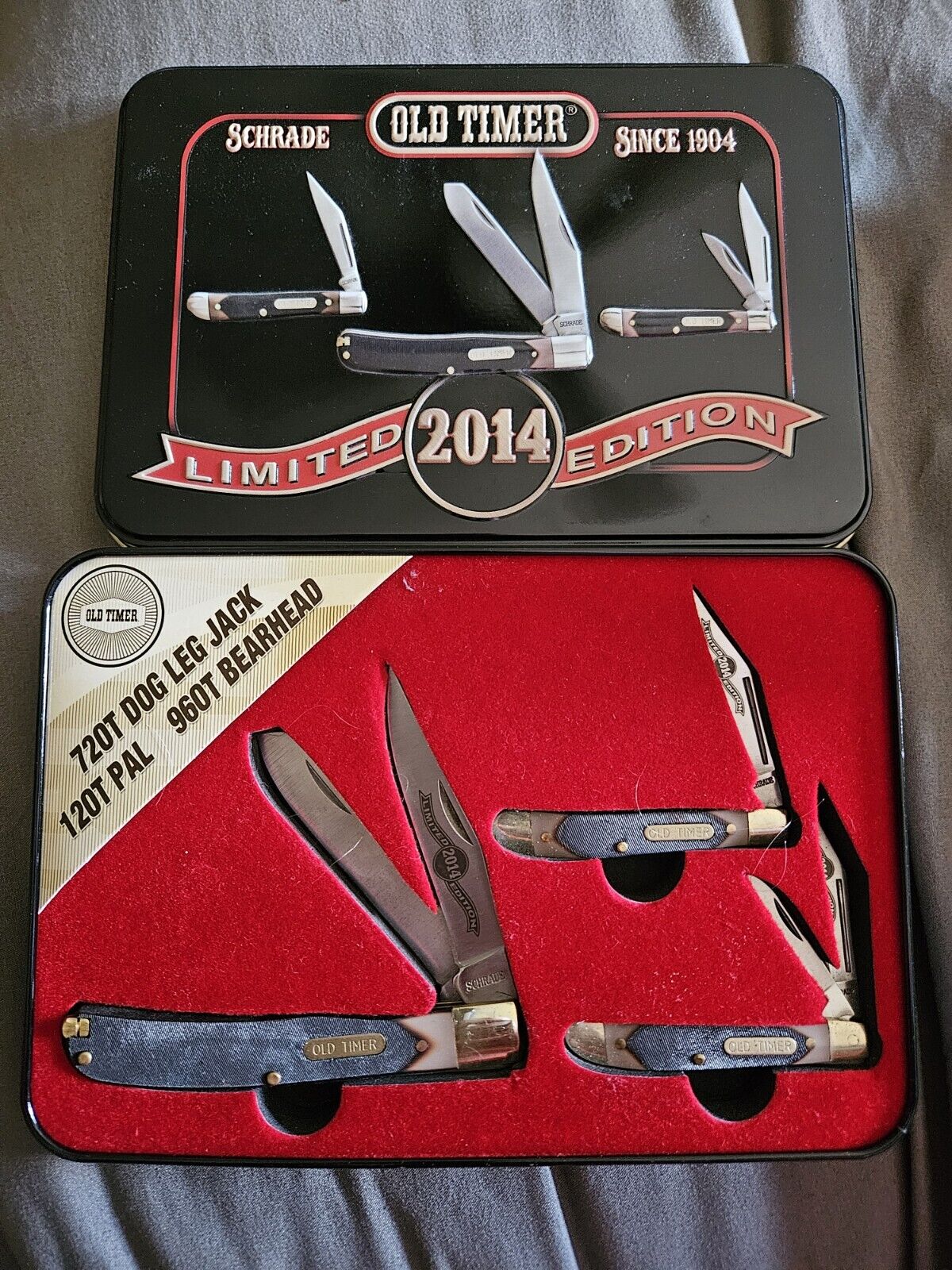 Schrade Old Timer Limited Edition Knife Set.