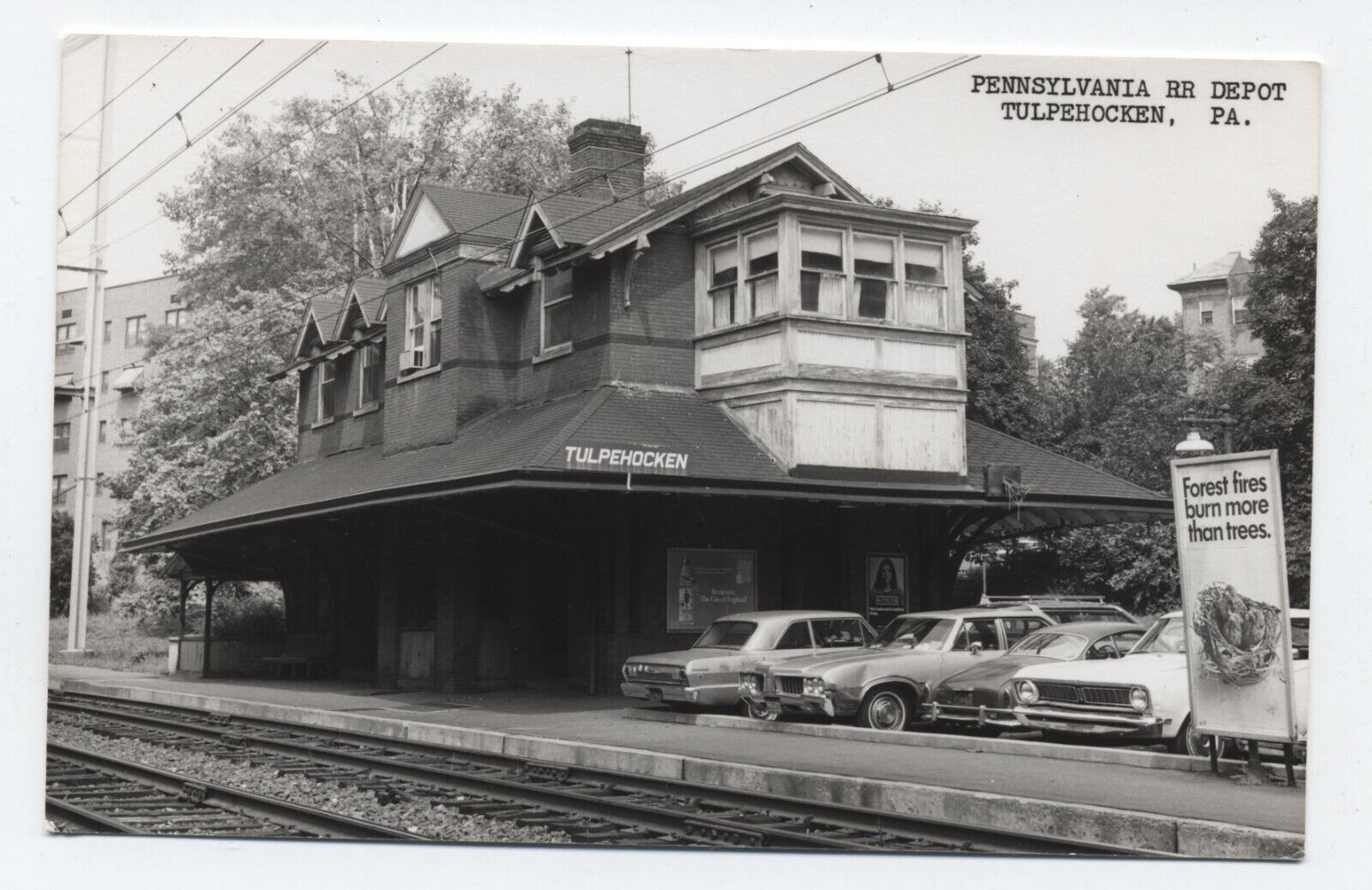 1970s realphoto b&w postcard Pennsylvania RR depot Tulpehocken PA [S.2931]