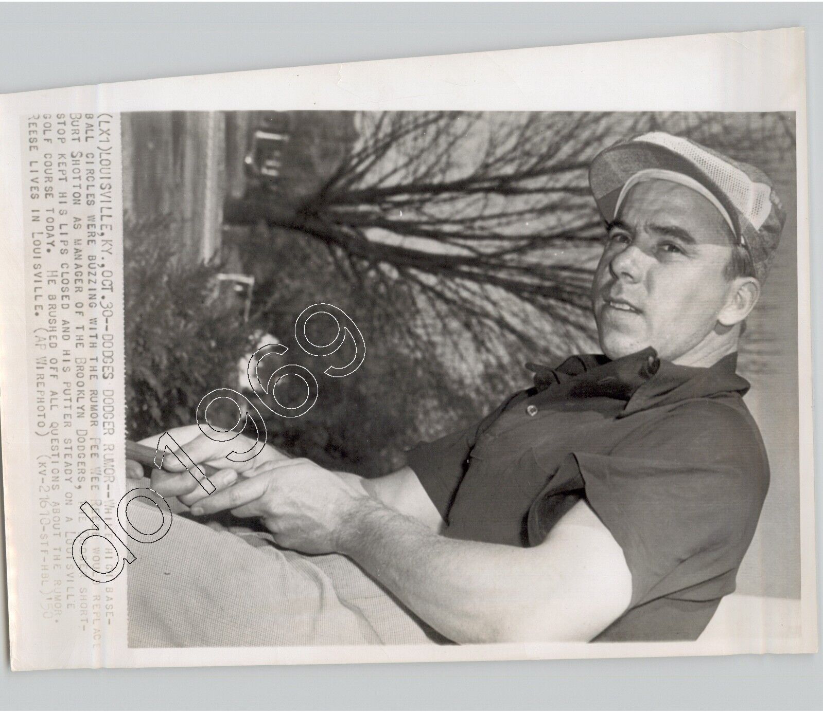 US Baseball Player Dodgers PEE WEE REESE Play GOLF @ Louisville 1950 Press Photo