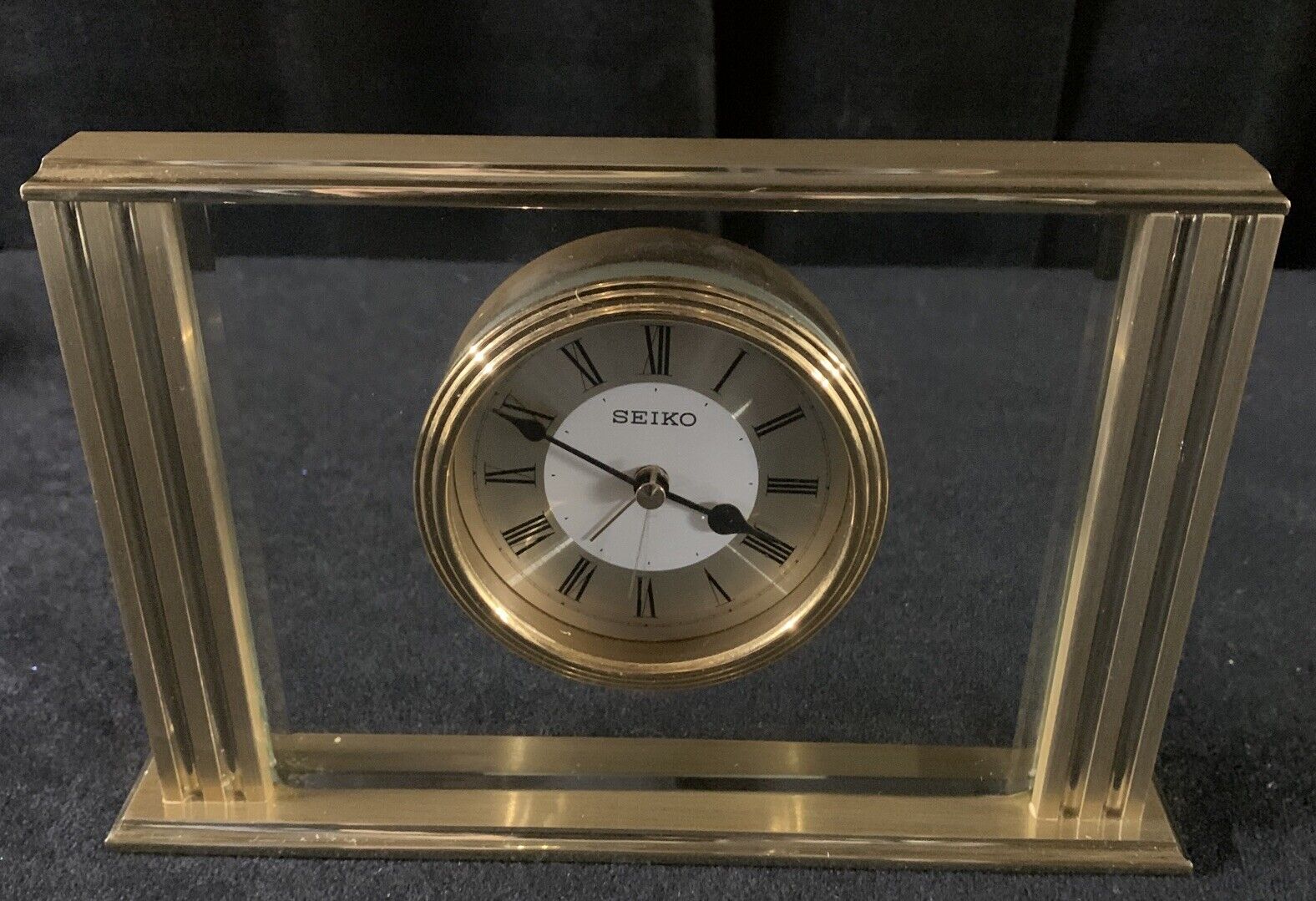 Vintage Seiko Alarm DESK Clock Gold Quartz QHE041GLH Brass 1 AA Battery operated