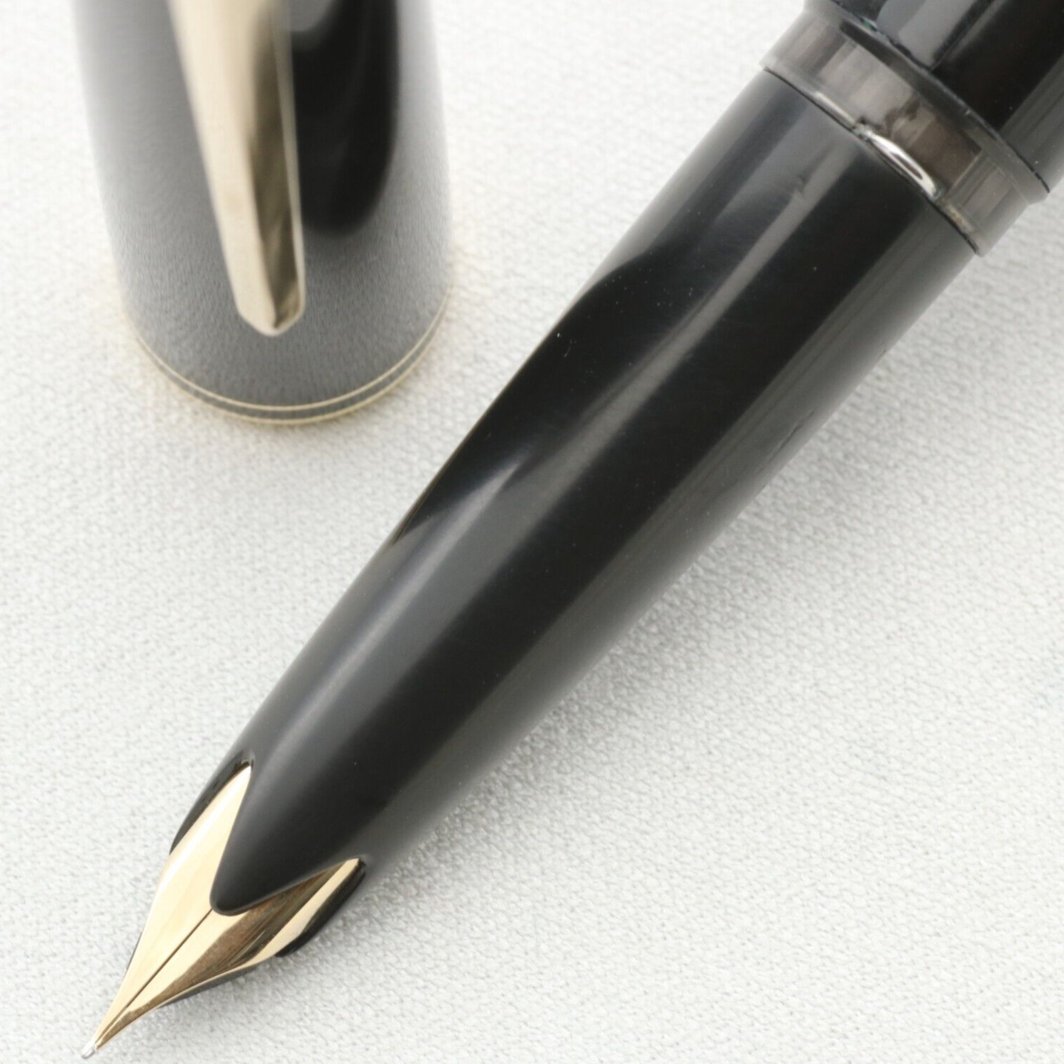Montblanc 221 Early 1970s VTG 14K EF Wing Nib Used in Japan Fountain Pen [059]