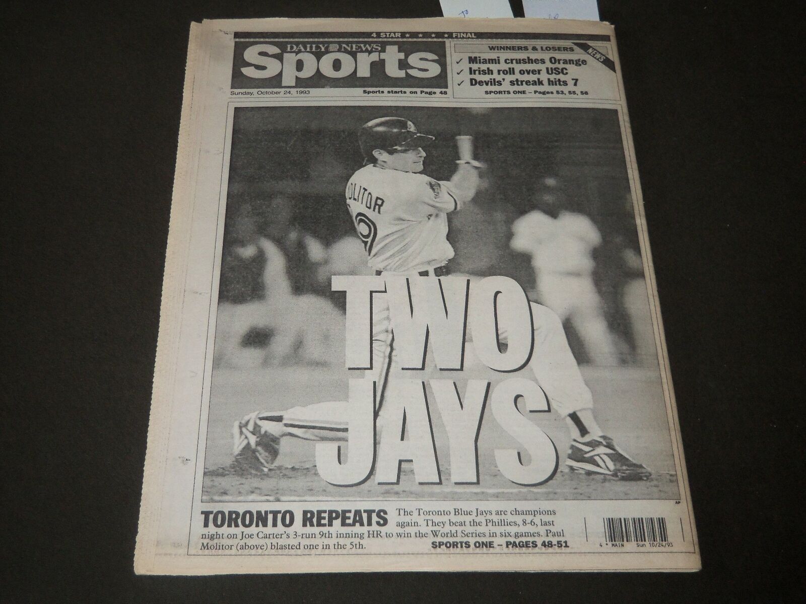 1993 OCTOBER 24 NEW YORK DAILY NEWS - TWO JAYS - TORONTO REPEATS - NP 2613