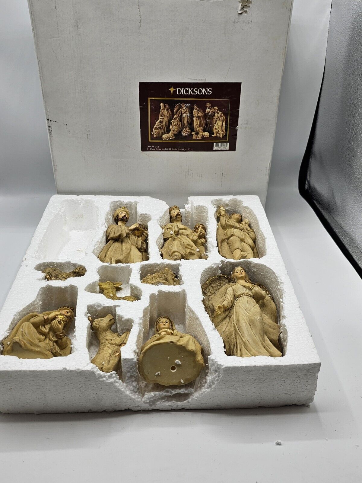 Dicksons Resin 10 Piece Ivory/Gold Nativity Set - Original Box Missing 1 Figure