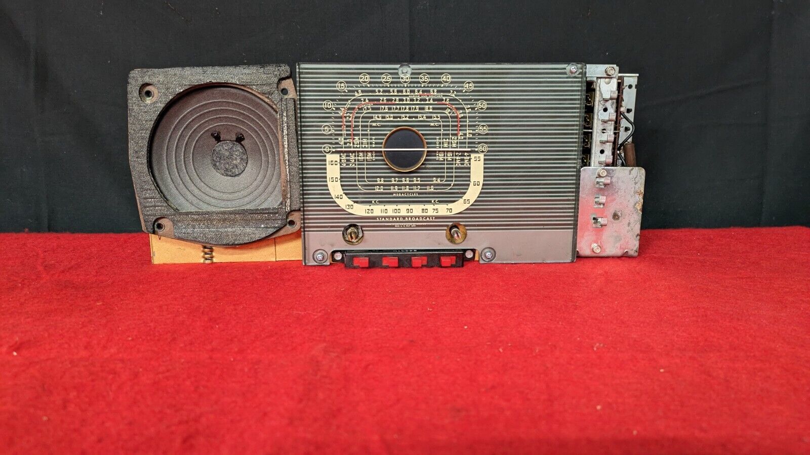 Vintage Zenith TransOceanic Shortwave Radio Model H500