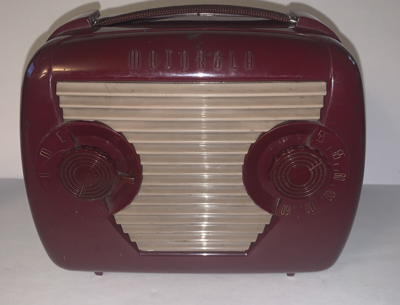 Vintage MOTOROLA 49L11Q  Portable Suitcase Tube Radio “FOR RESTORATION PROJECT”