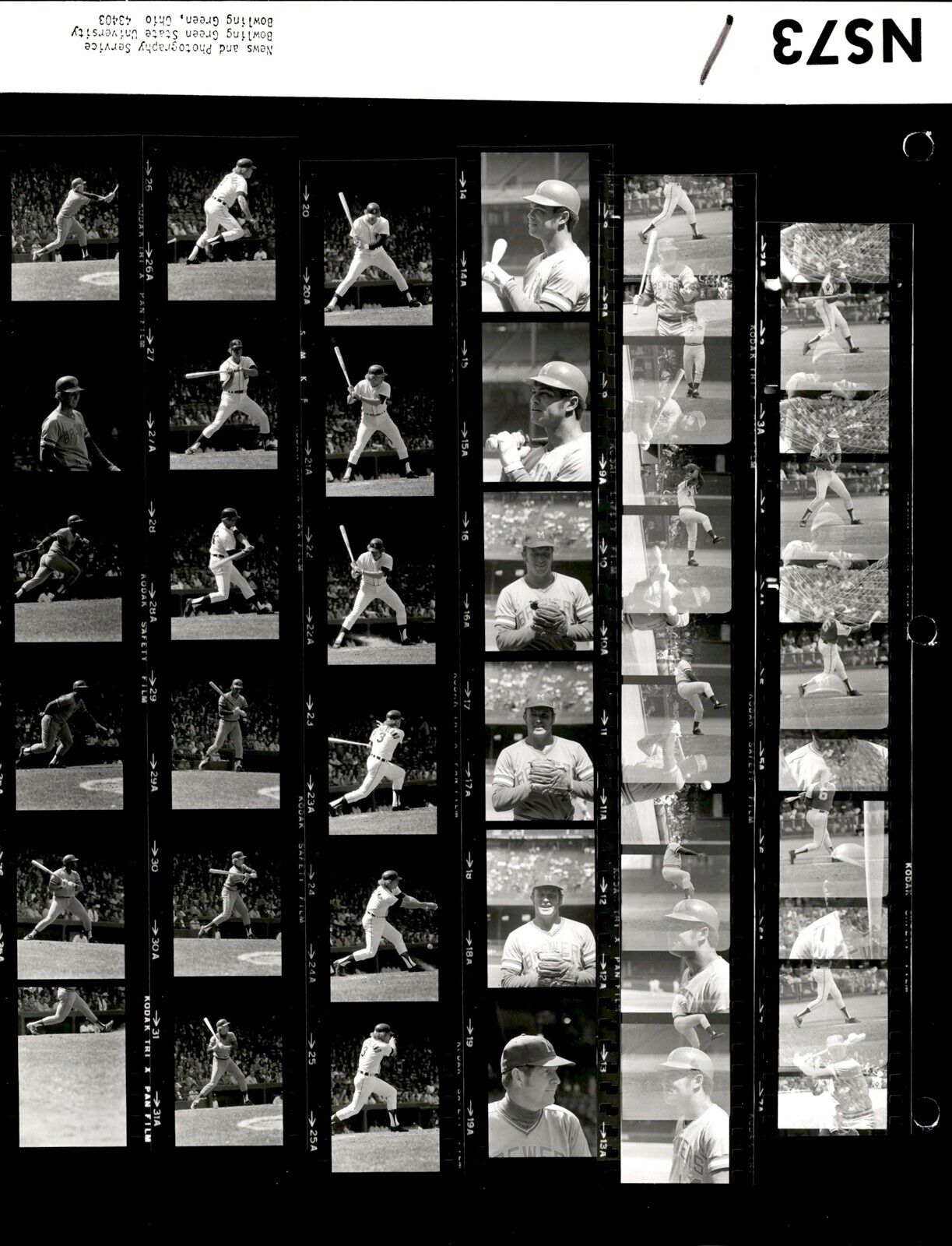 LD345 1974 Original Contact Sheet Photo MIKE HEGAN MILW BREWERS - DETROIT TIGERS