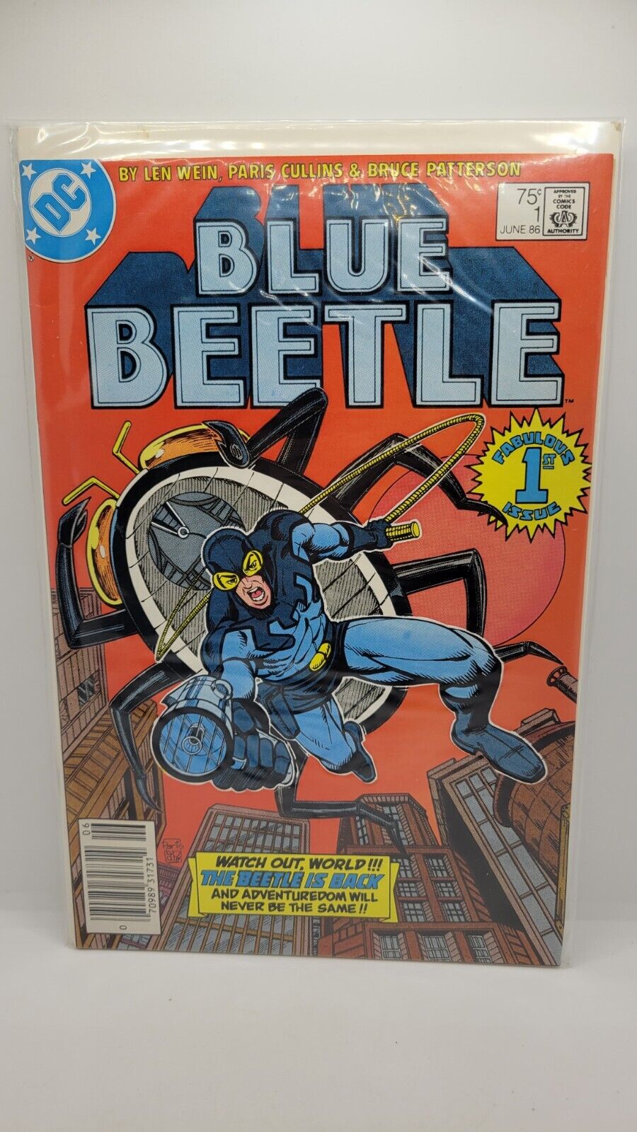 Blue Beetle #1 (June 1986) DC Comic 1st App Conrad Carapax VF- Condition