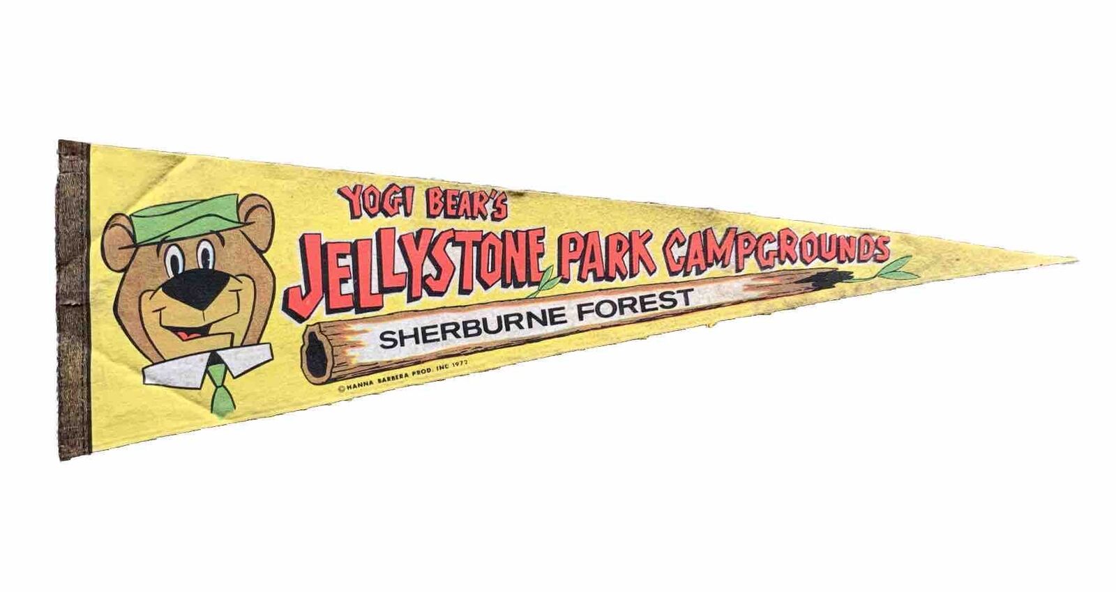 YOGI BEAR’s Jellystone Campground Sherburne Forest Felt Pennant Vintage