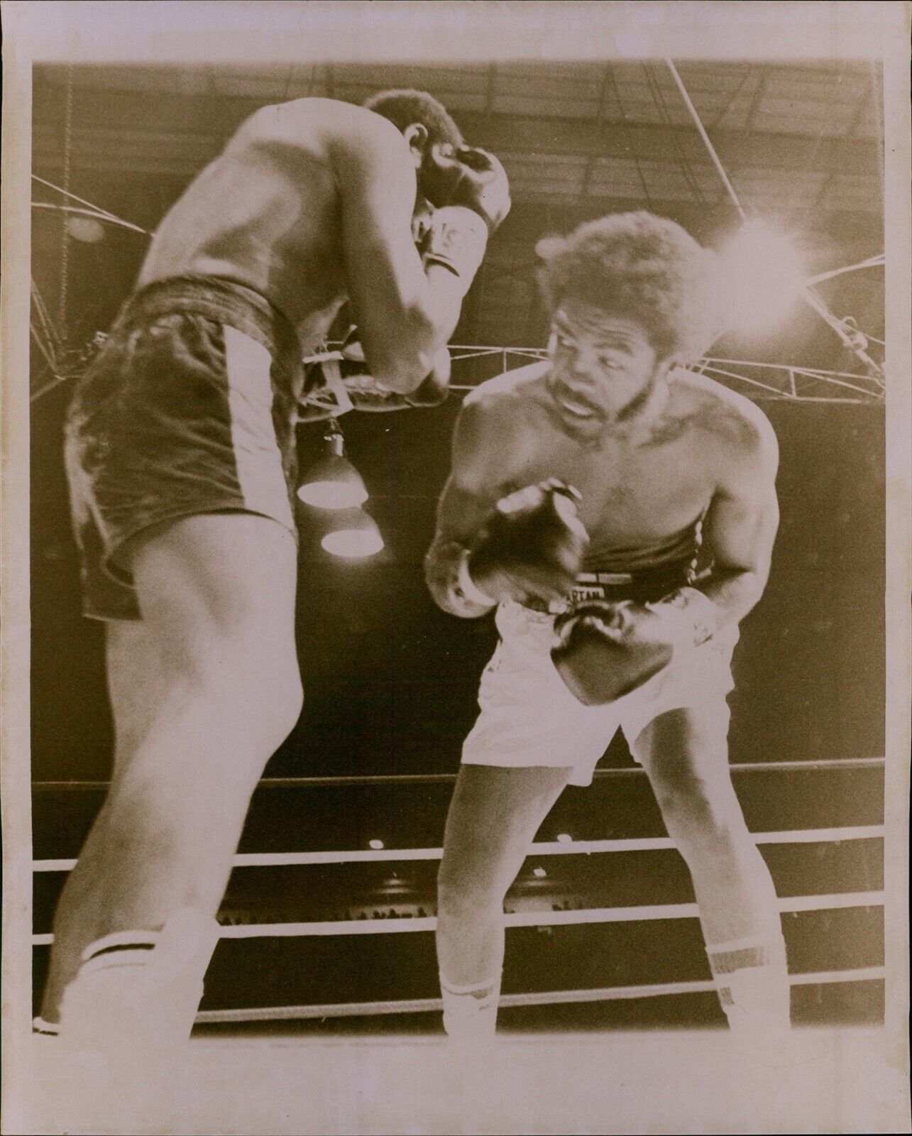 LG890 1971 Original Albert Coya Photo VICENTE PAUL RONDON World Title Fight Win