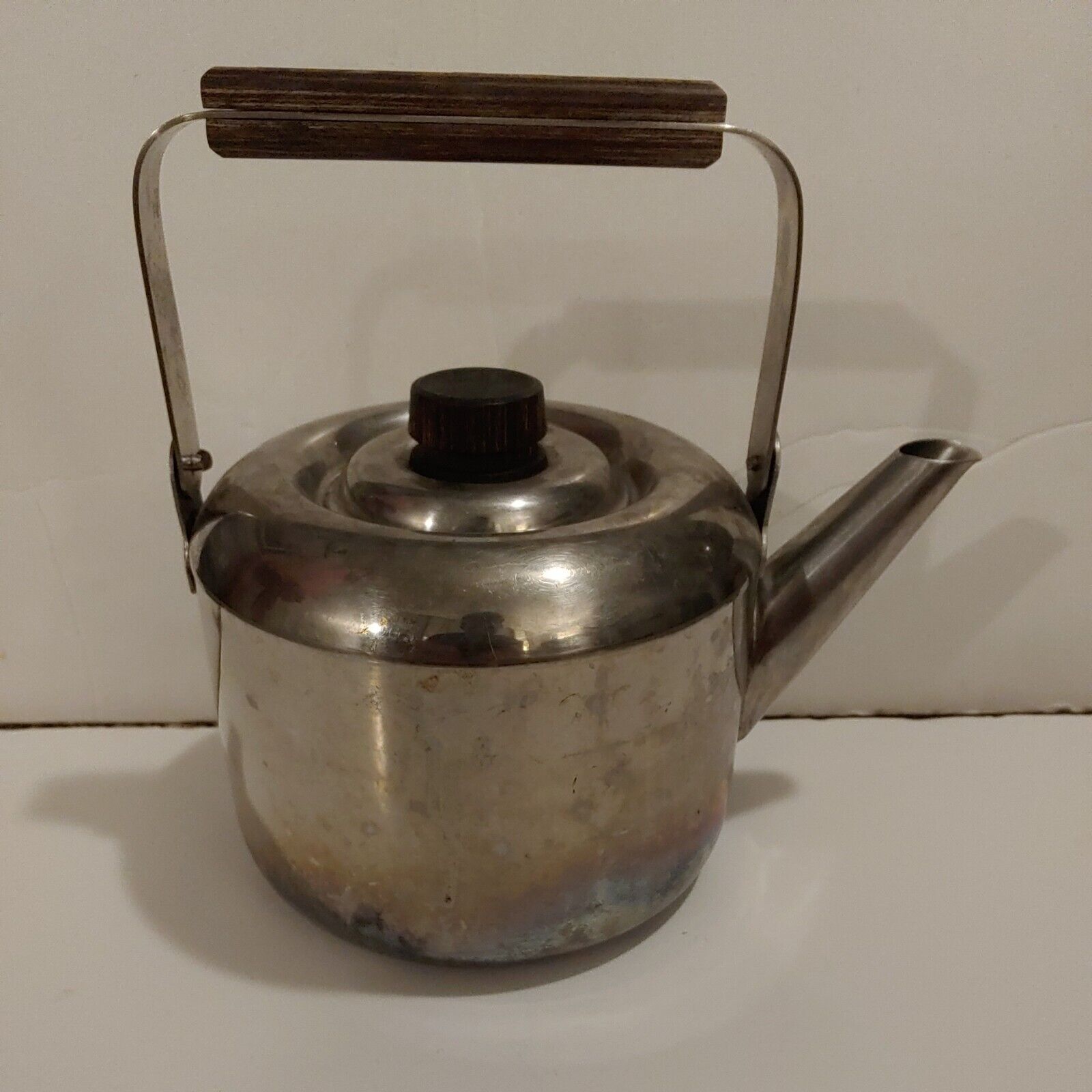 B4 Ken Carter Cooktime Stainless Steel 2 Quart Tea Kettle Wood Handle 5022 Cook