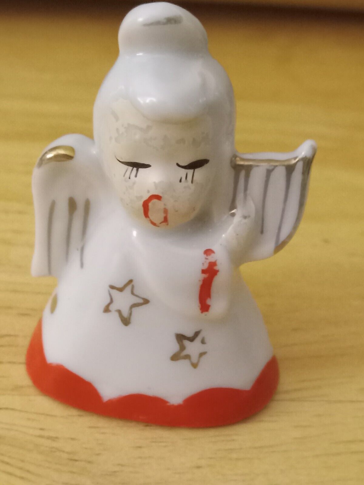 Vintage Christmas Angel Girl Upside Down Wing Ceramic Japan  Placecard Holder