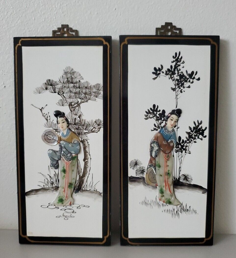 Pair of Vintage Chinese Geisha  Wood Wall Hanging Plaques Mother Of Pearl?