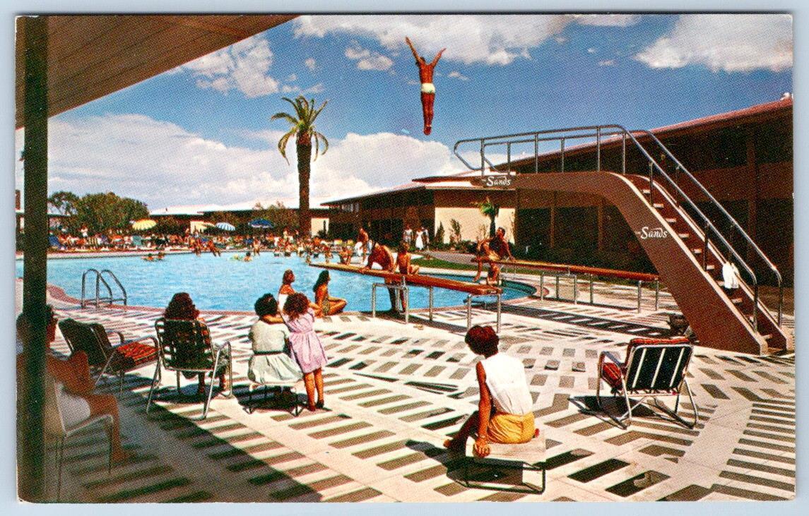 1950s SANDS HOTEL LAS VEGAS PARADISE SWIMMING POOL DIVER VINTAGE CHROME POSTCARD