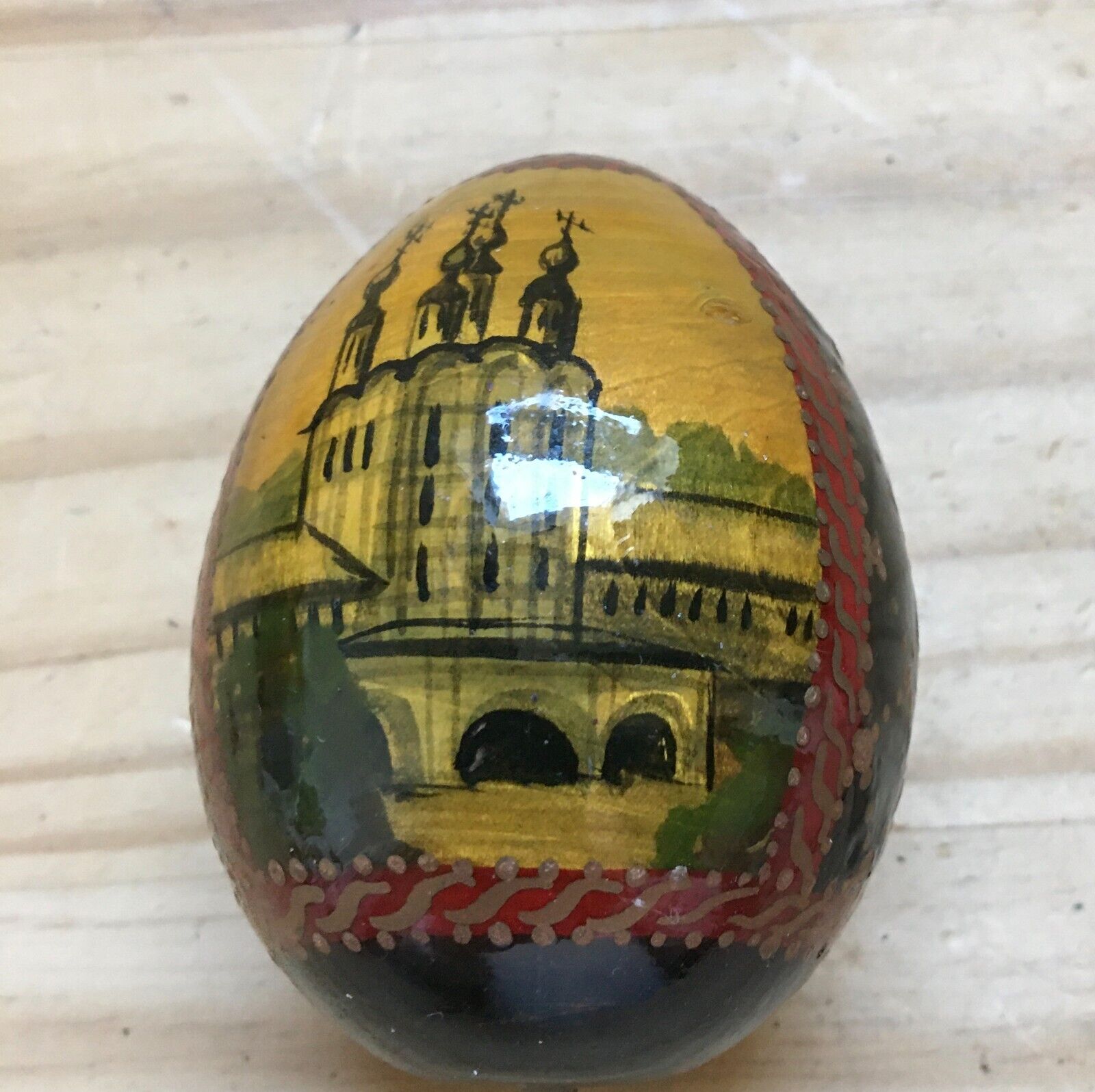 Vintage Russian Hand Painted Lacquer Wooden Egg Signed Moscow Cathedral 3\