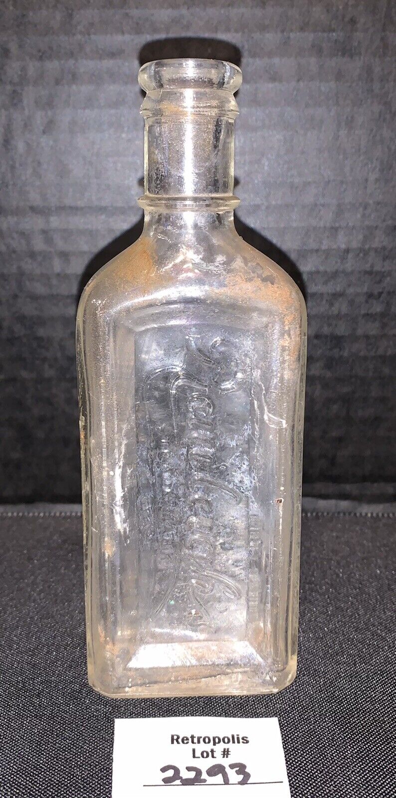 ANTIQUE DRUGGIST PHARMACY Medicine Bottle RAWLEIGH\'S GLASS