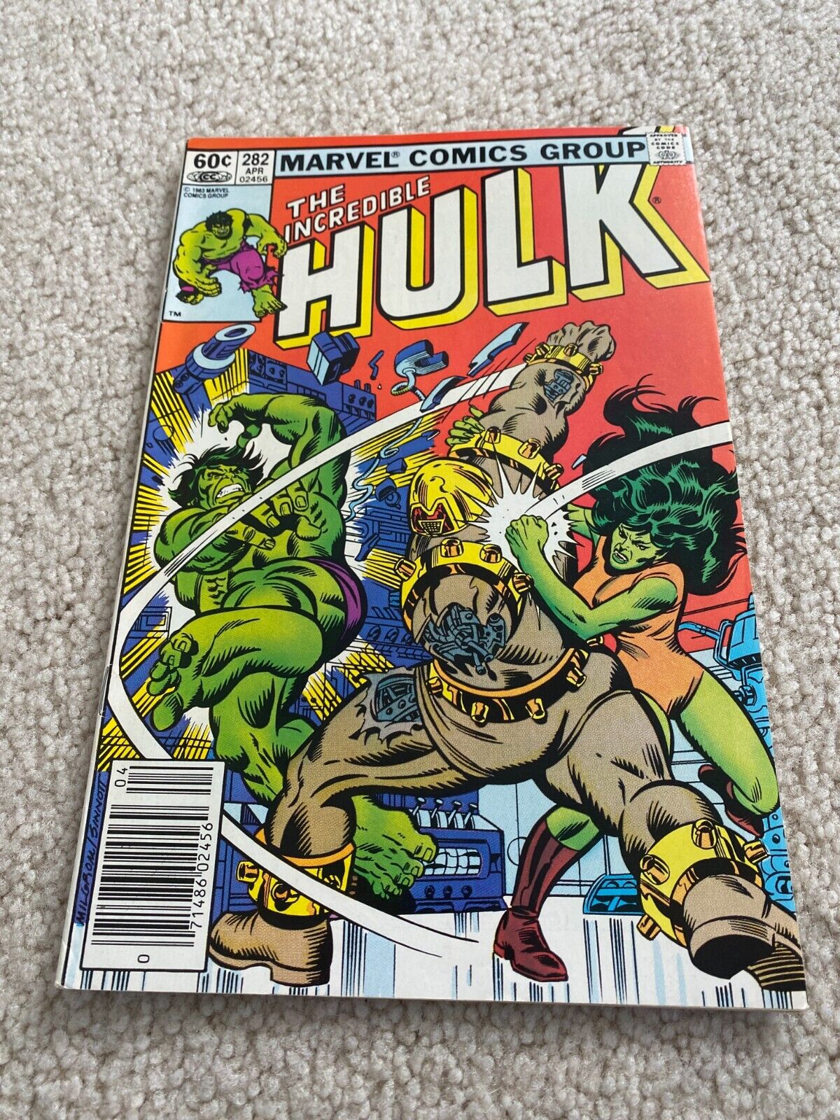 Incredible Hulk  282  NM-  9.2  High Grade  1st She-Hulk Team-Up  KEY Issue.