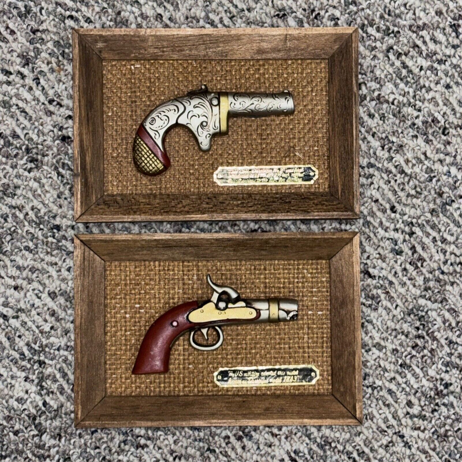 2 Vintage Gun Art Derringer Pistols Wooden Plaque From KI Japan 3-D