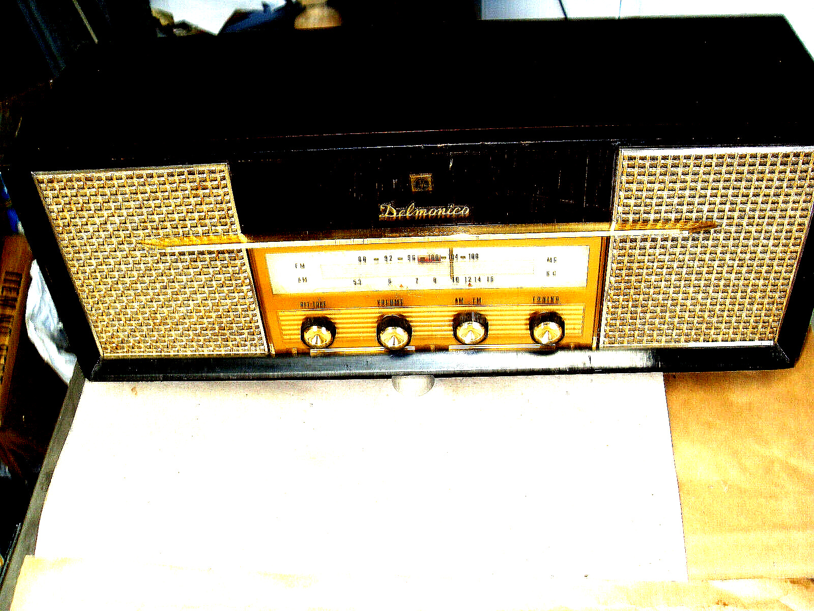 Vintage JVC Delmonico AM FM 7 Tube Tabletop Radio TFM-99U Victor Co Japan Works