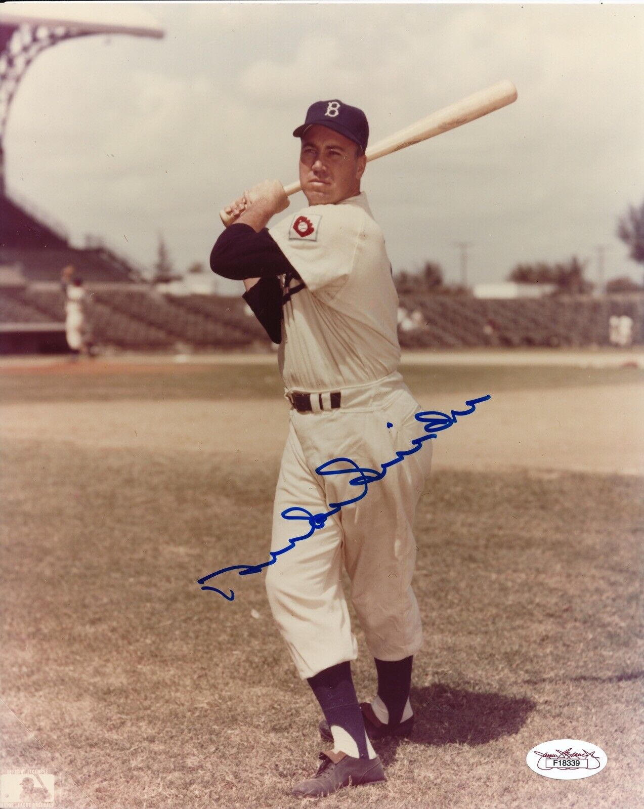 Duke Snider (HOF) Signed and Authenticated (JSA) 8x10 Photo - Dodgers 