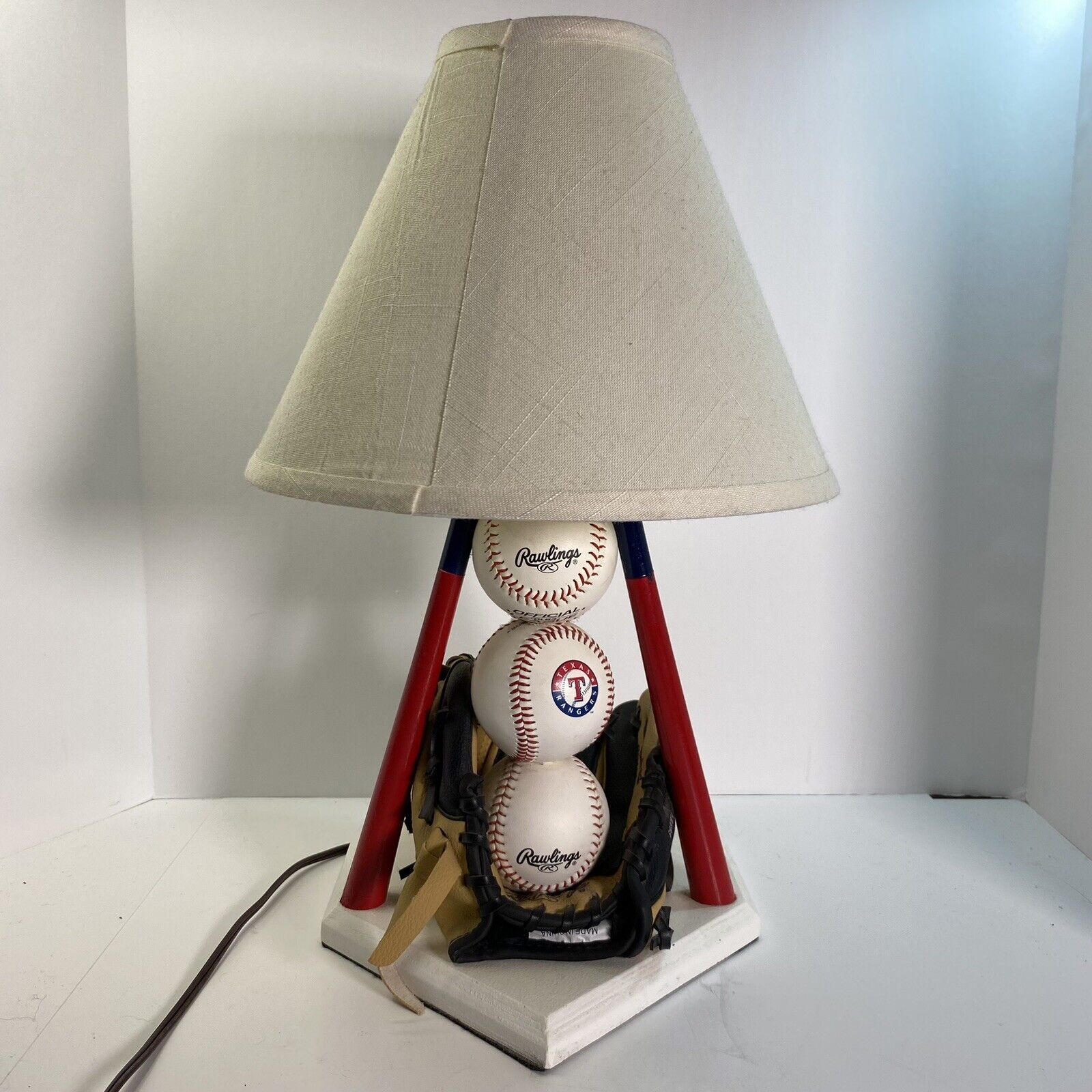 Texas Rangers Baseball & Glove Lamp, Leather Stitched Hand Painted Baseball Lamp