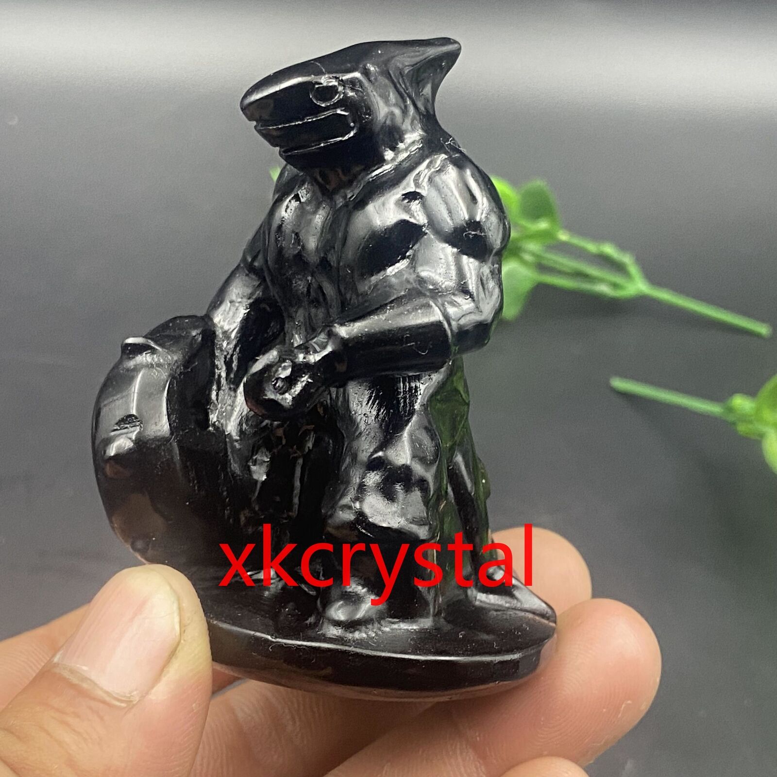 1pcs Natural Obsidian Fishman guard Quartz Carved heal aura Repair Figurines2.8\