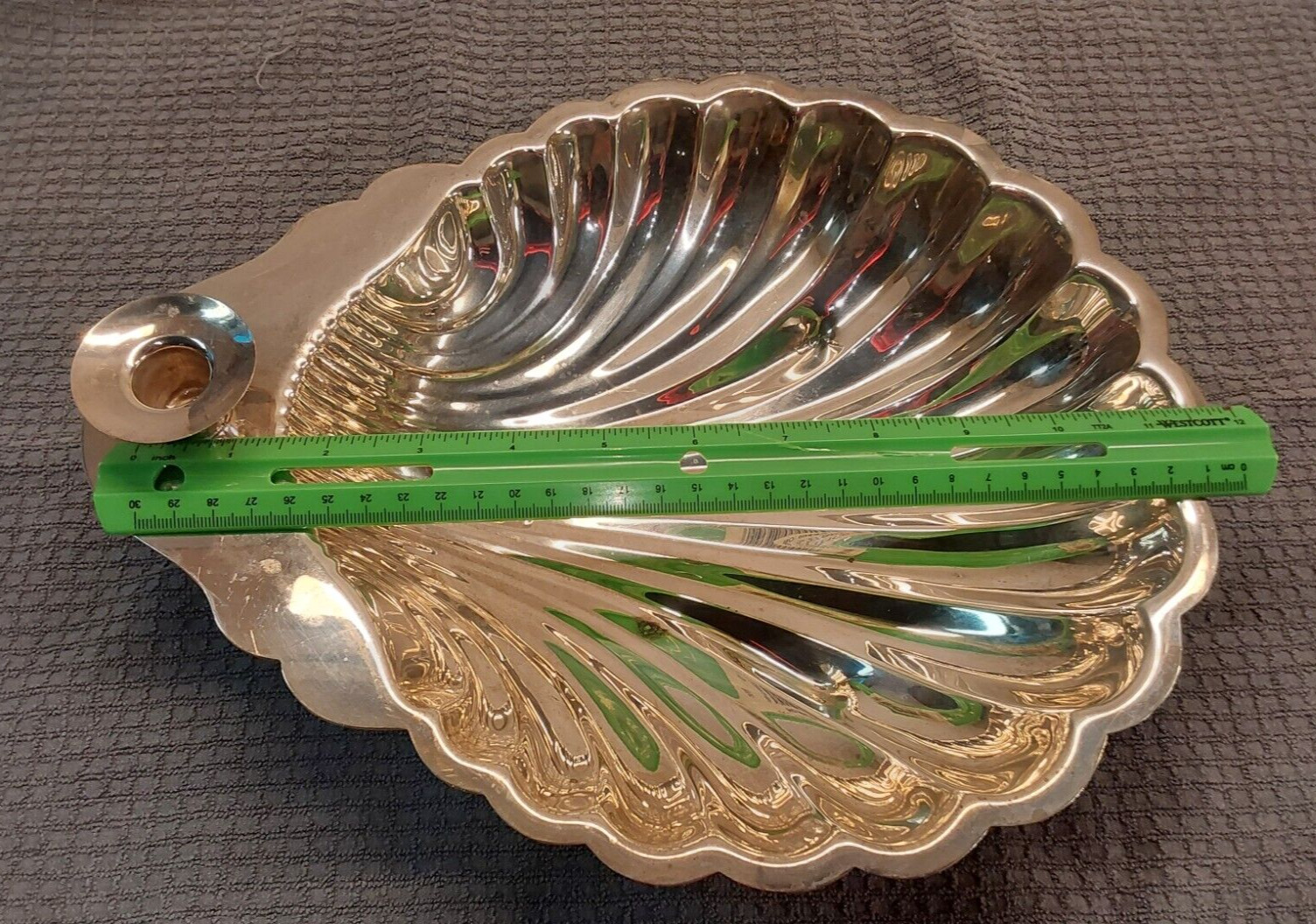 Vintage Silver-Plated Clamshell Dish Candlestick Footed Dish with Candle Holder