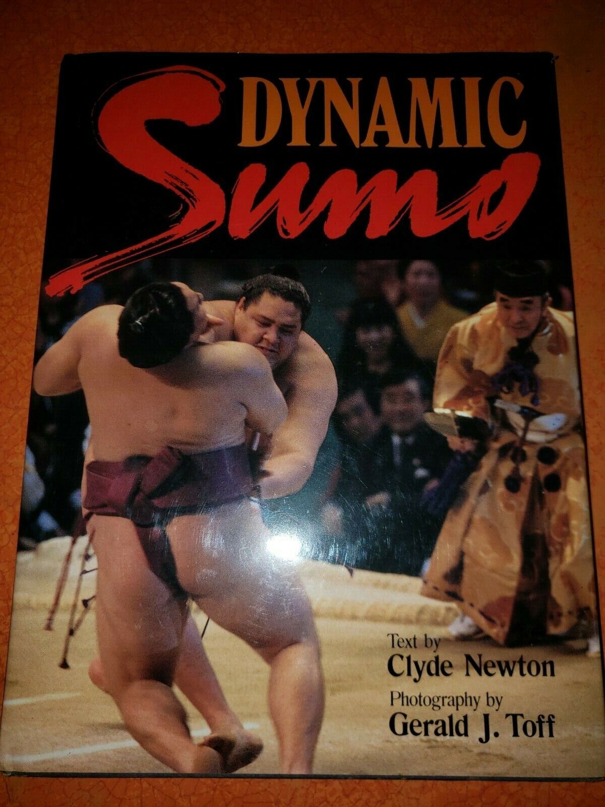Dynamic Sumo - Akebono Cover Sleeve Softcover Book