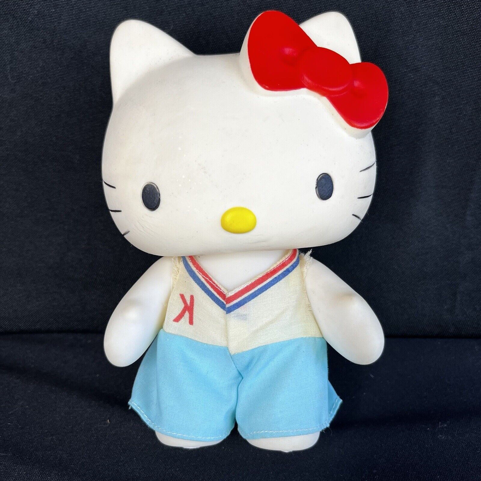VTG 1984 San Rio Hello Kitty Dressable Collectible Doll 6\