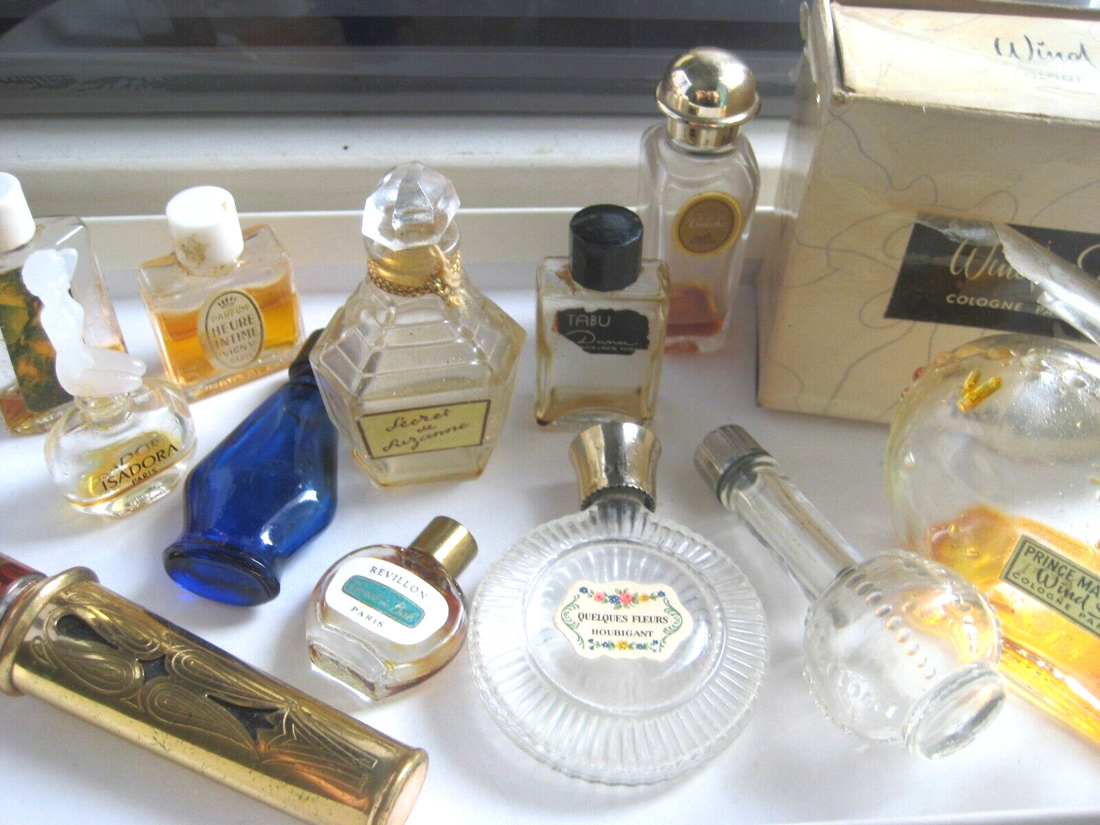 🎁Lot Vintage perfume mini Secret de Suzanne Isadora Houbigant Vigny Bourjois