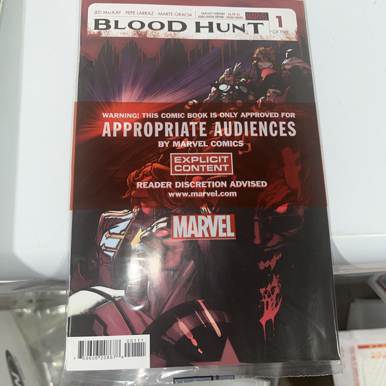Lot Of 3 Blood Hunt Red Band Poly Edition And Reg + Fcbd #1  VF/NM Comics