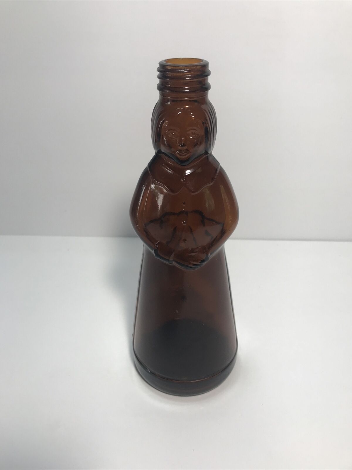 Vintage MRS BUTTERWORTH'S Amber Brown Glass Syrup Bottle 8 1/4”