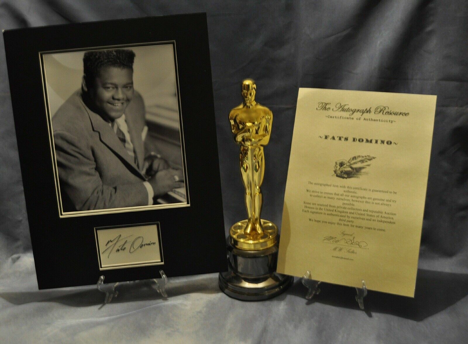 Fats Domino Certified Signed autographed vintage  16 X12 display + COA