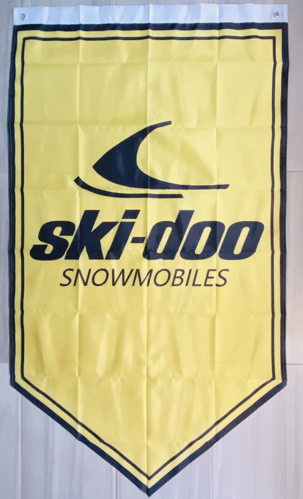 VINTAGE SKI DOO BOMBER 3x5ft FLAG BANNER FLAG SNOWMOBILE MAN GARAGE 1975