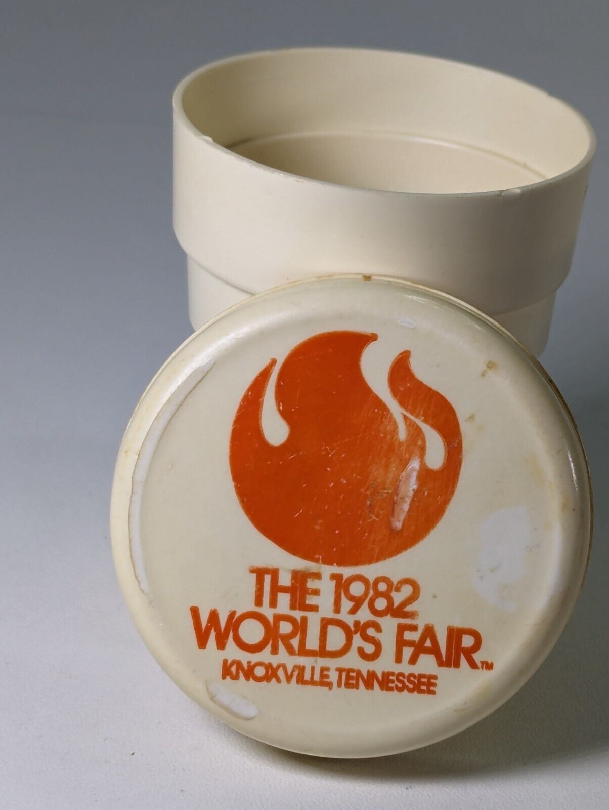 Vintage The 1982 World\'s Fair  travel plastic folding Cup Knoxville Tennessee