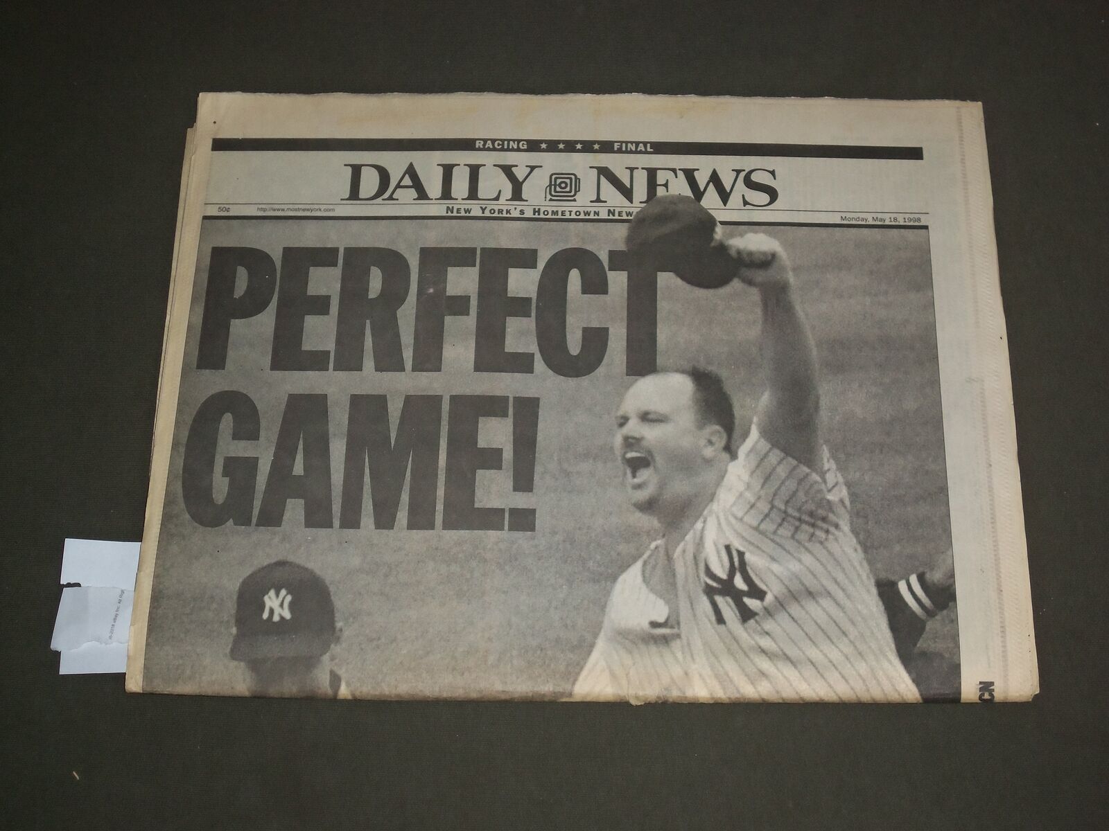 1998 MAY 18 NEW YORK DAILY NEWS - NY YANKEES DAVID WELLS PERFECT GAME - NP 3055
