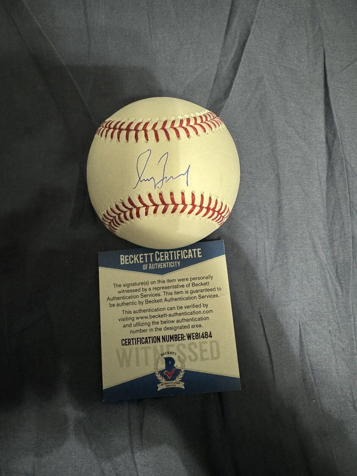 Greg Maddux Autographed Signed MLB Baseball w Beckett COA