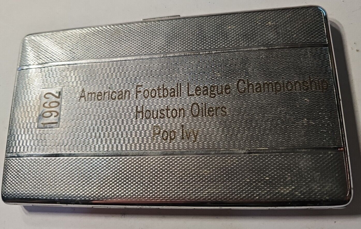 1962  American Football league Houston Oilers team Pop Ivy Cigarette case