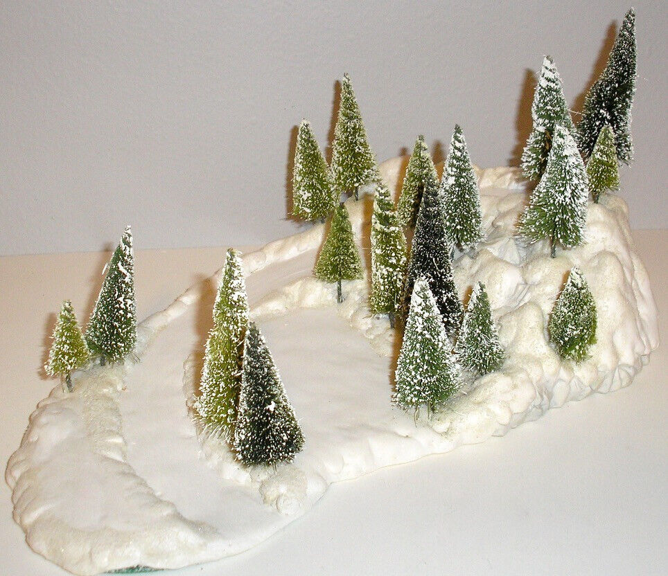 DEPARTMENT 56 SNOWBABIES - SKI HILL DISPLAY BACKGROUND FOR MINIATURE PEWTER