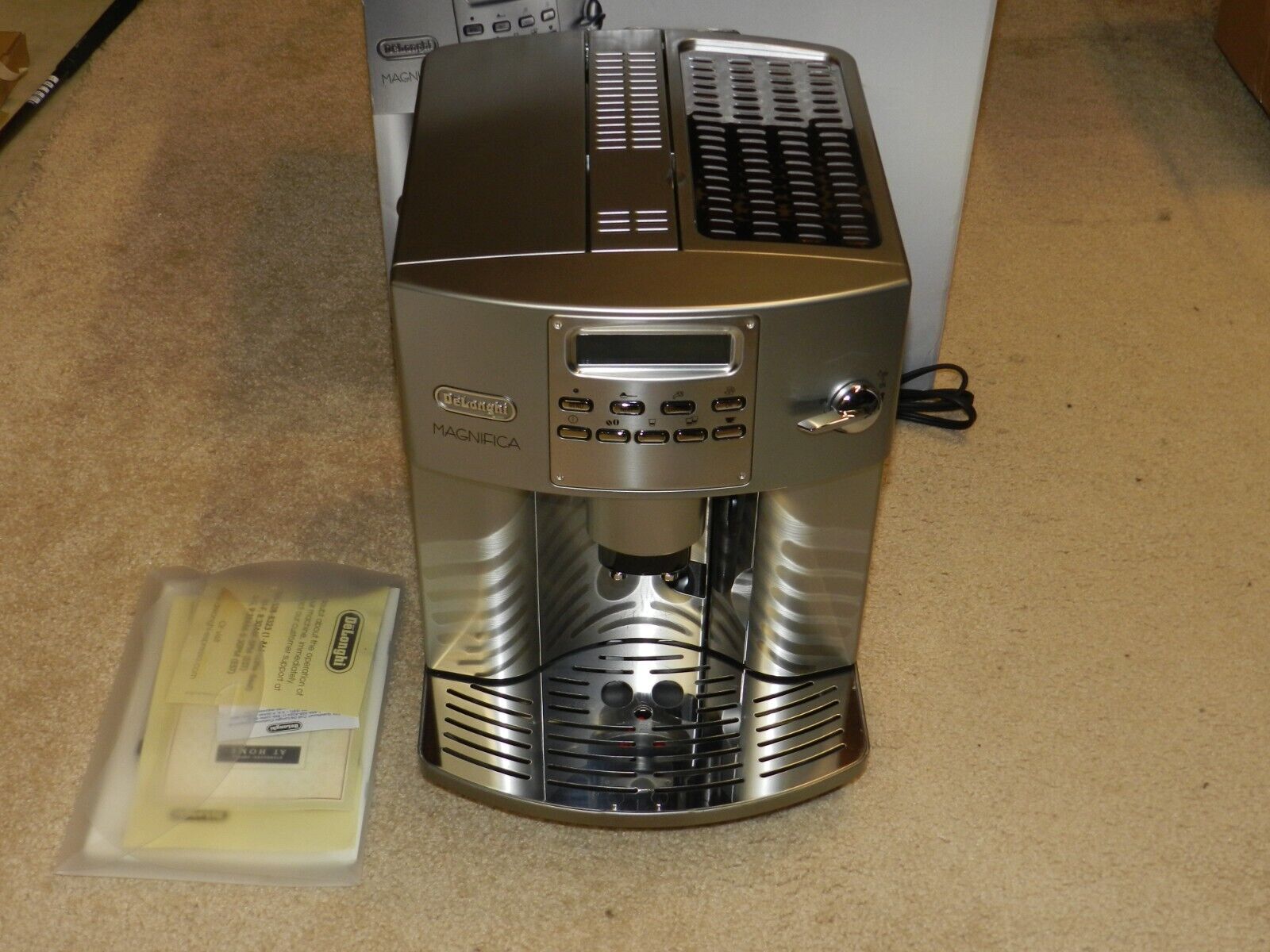 DELONGHI MAGNIFICA EAM 3400N SUPER AUTOMATIC ESPRESSO COFFEE MAKER NEW