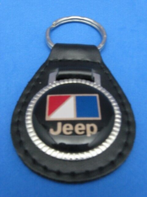 Vintage AMC Jeep genuine grain leather keyring - key fob keychain -- Old Stock