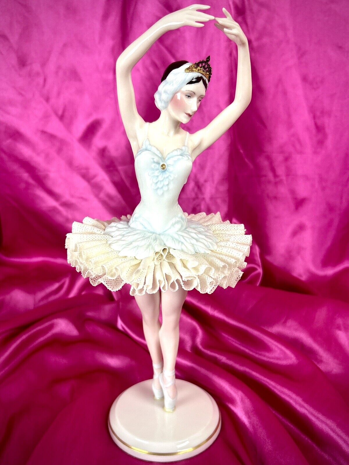 Vintage Franklin Mint Figurine Swan Lake Ballerina 1986 By Ronald van Ruyckevelt